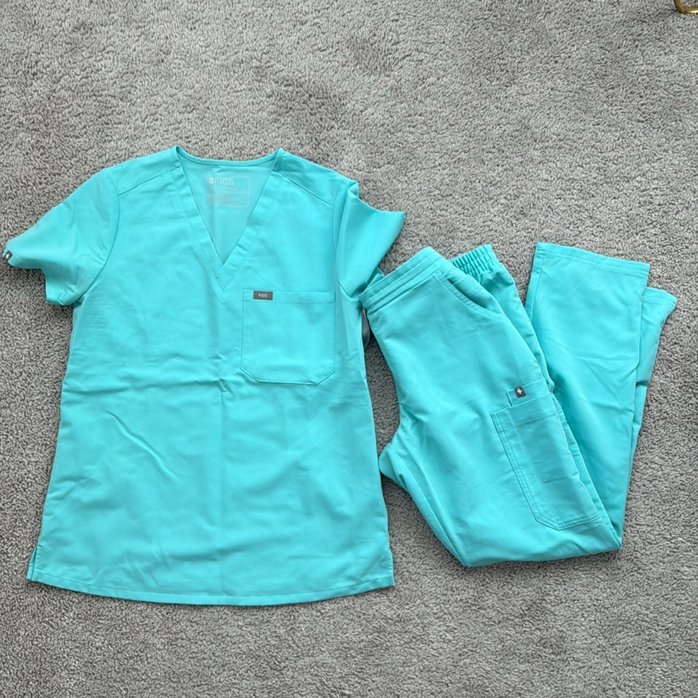FIGS Scrubs - Fresh Aqua